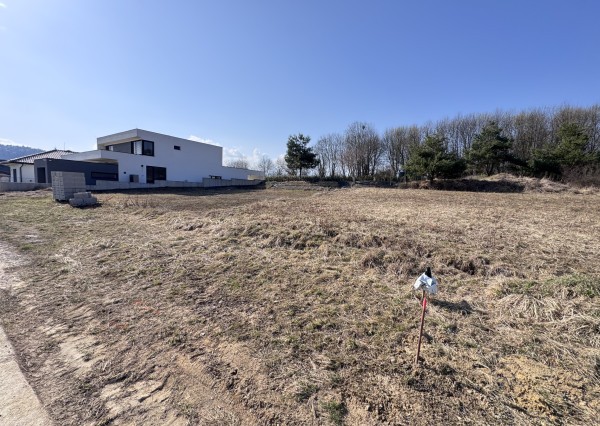 Na predaj pozemok 1 178 m2 v Bardejove, mč. BNV.