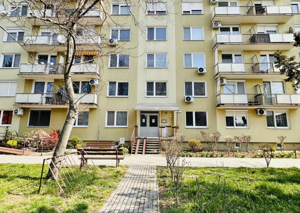 PRENÁJOM 3 - izbový byt na Cyrilometodskej v Nových Zámkoch