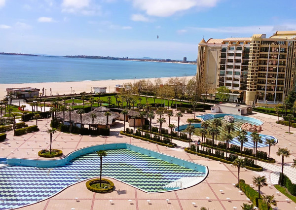 Apartmán 2+kk s výhľadom na more v DIT Majestic Beach Resort v 1. línií pri mori na Slnečnom pobreží v Bulharsku