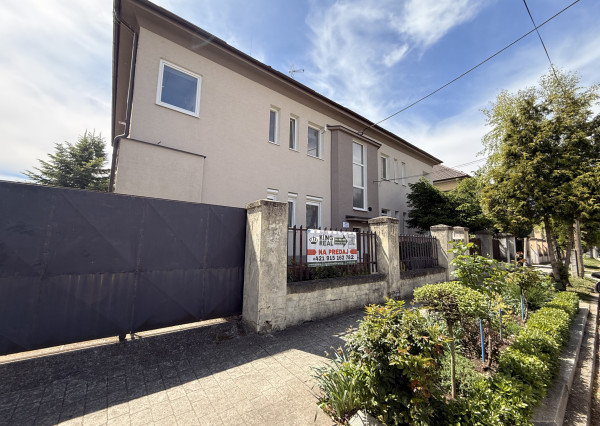 3-izbový byt so záhradou 295 m², Nové Zámky