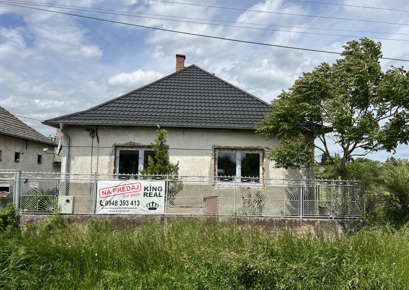 RODINNÝ DOM NA PREDAJ V CENTRE OBCE SELICE