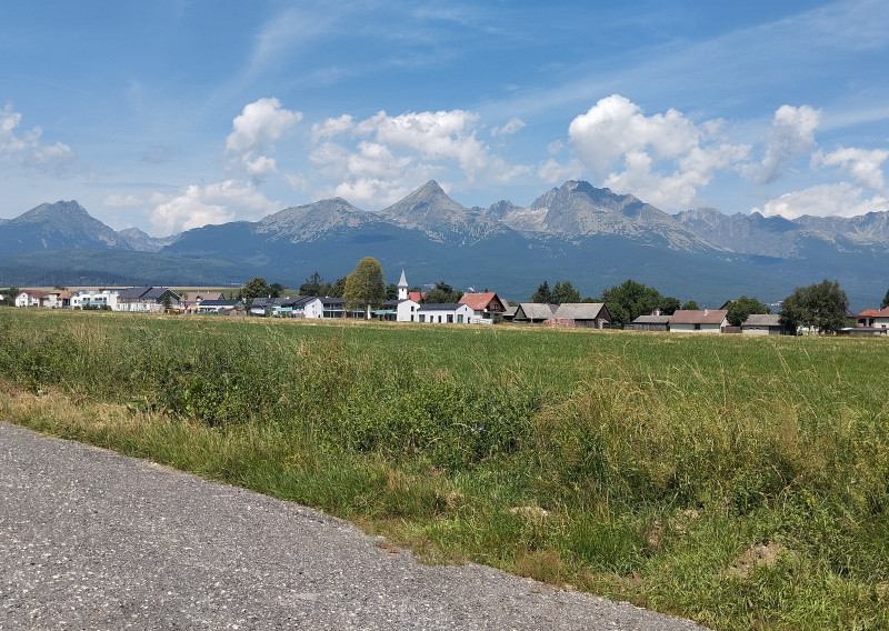 Pozemok v obci Mengusovce s krásnym výhľadom na Tatry