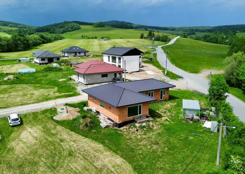 Na predaj novostavba RD v obci Becherov, okr. Bardejov.