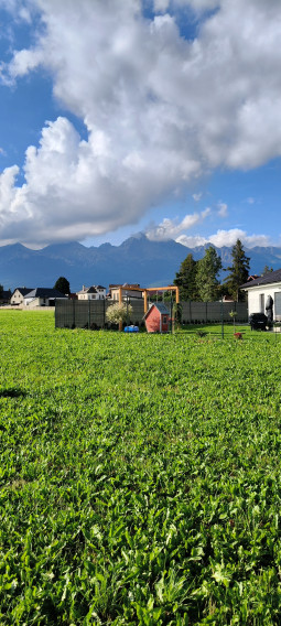 Pozemok s krásnym výhľadom na Tatry v obci MENGUSOVCE