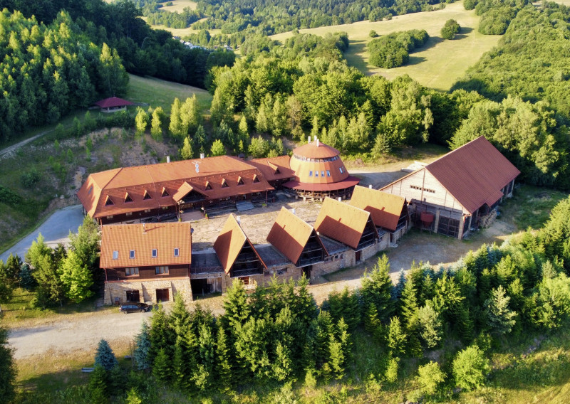 !!ZNÍŽENÁ CENA!! EXKLUZÍVNE NA PREDAJ : Areál Slnečný Majer, Stebnícka Huta, okr. Bardejov