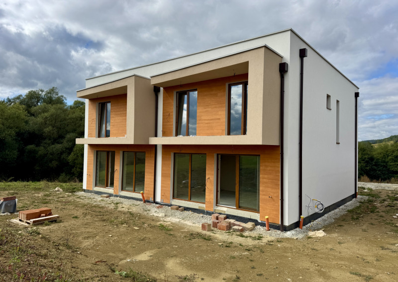 Na predaj 4 moderné rodinné domy, Kľ. Zábava, okr. Bardejov