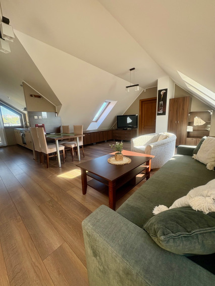 NA PRENÁJOM: Kompletne zariadený apartmán v centre mesta Bardejov