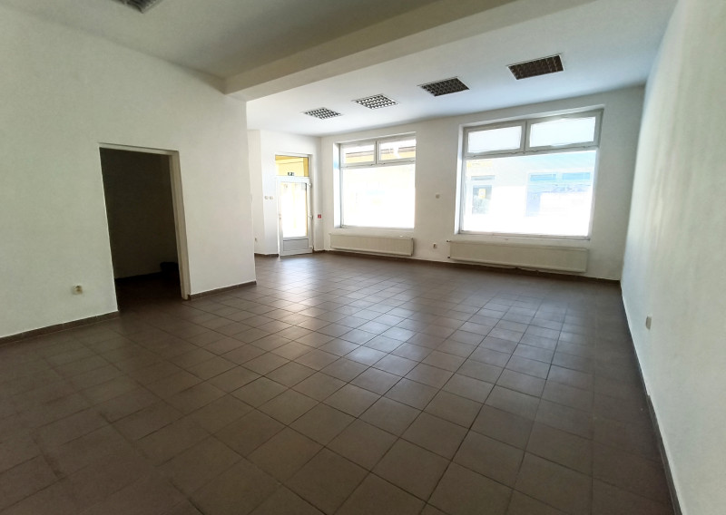 PRIESTOR NA PRENÁJOM V CENTRE MESTA ŠURANY